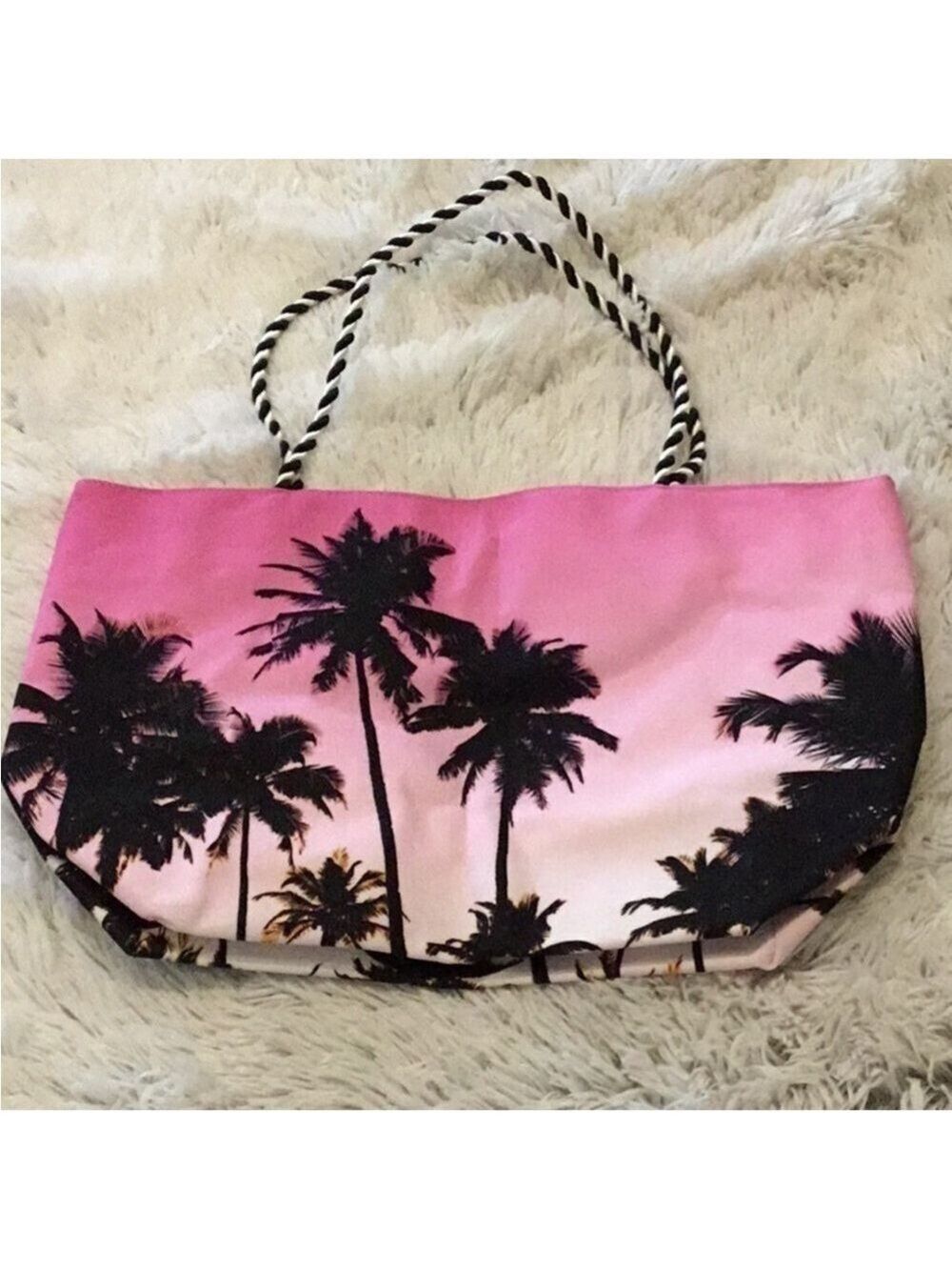 Avon Palm tree tote Magnetic closure no zipper Open concept no pockets - Picture 10 of 10